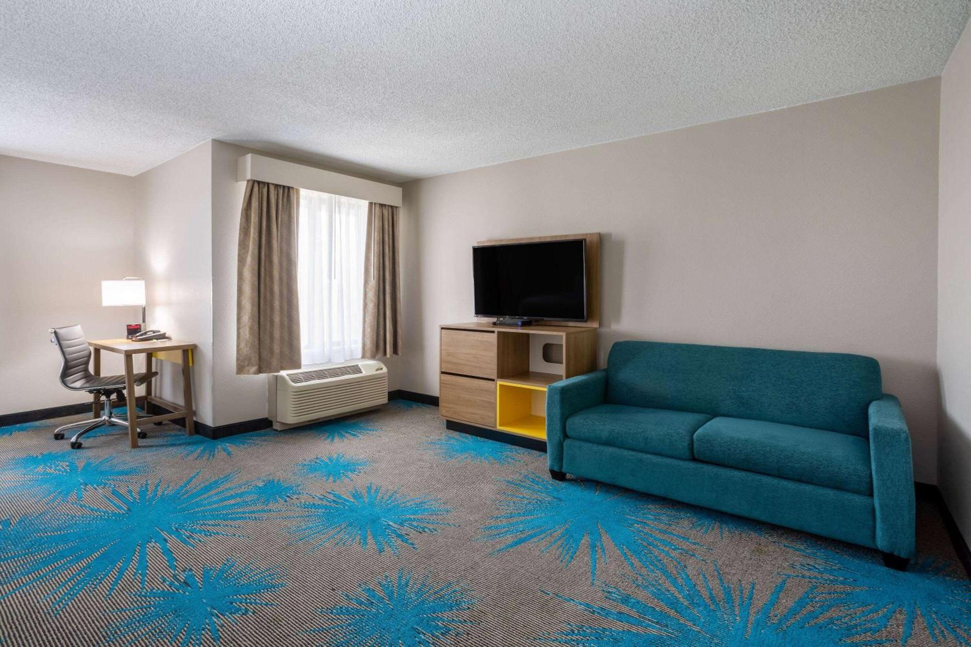 Days Inn & Suites By Wyndham Denver International Airport Kültér fotó