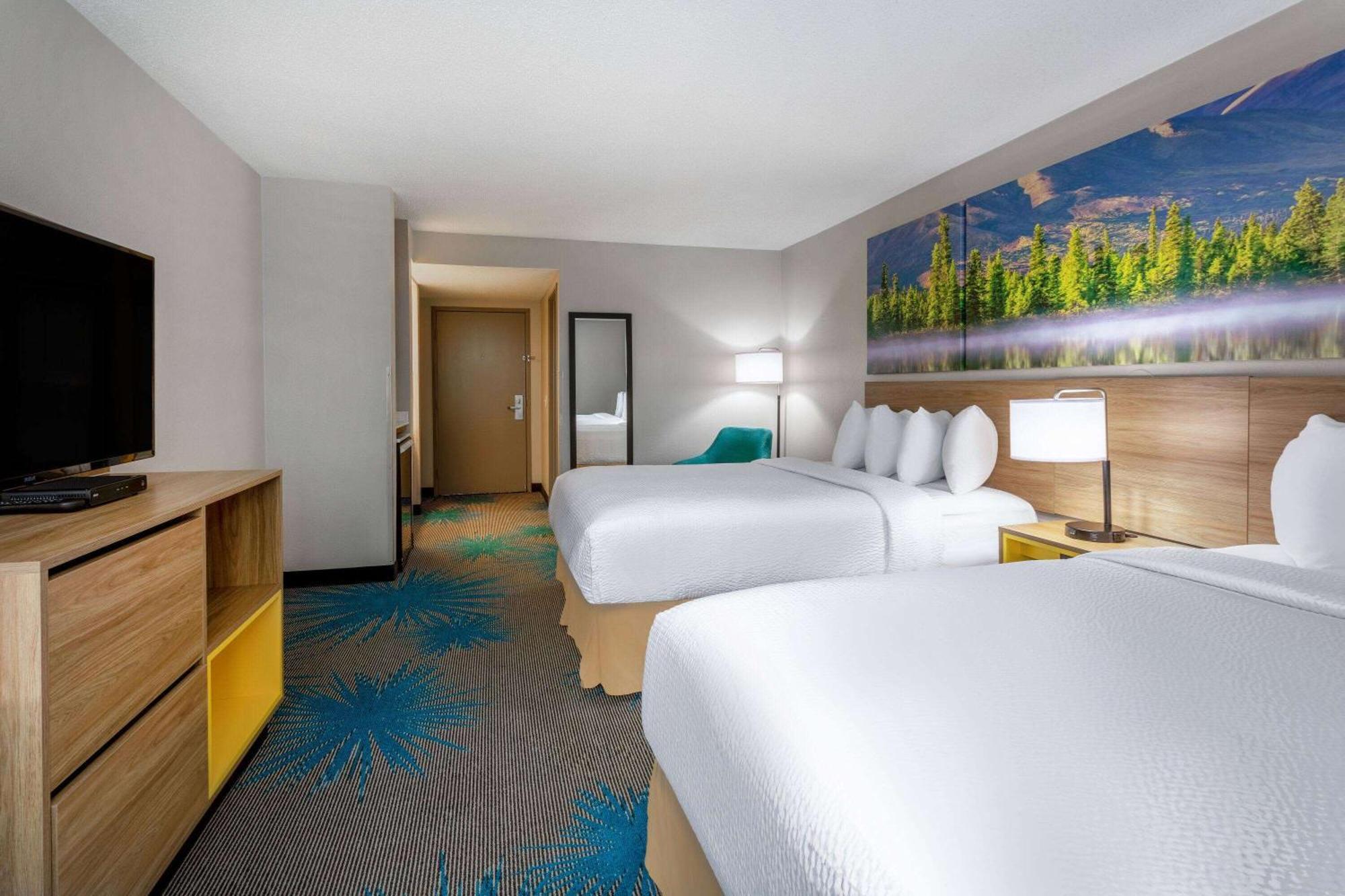 Days Inn & Suites By Wyndham Denver International Airport Kültér fotó