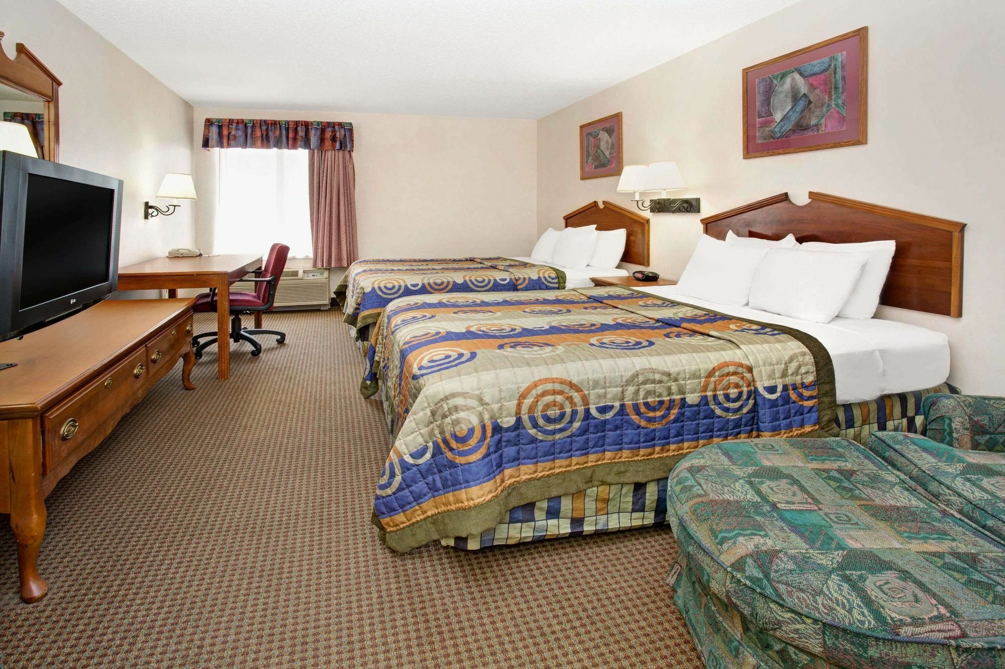 Days Inn & Suites By Wyndham Denver International Airport Kültér fotó