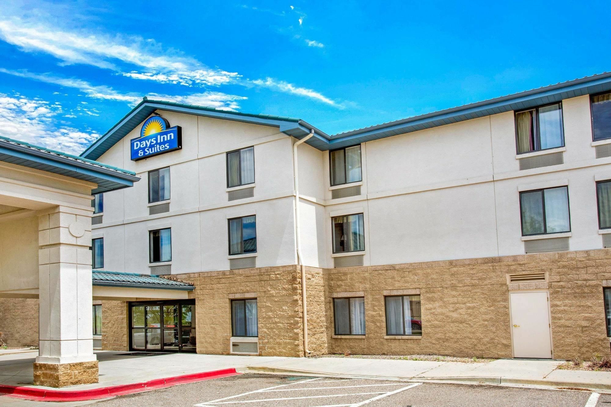 Days Inn & Suites By Wyndham Denver International Airport Kültér fotó